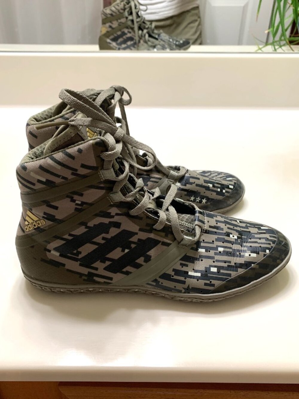 Rare Adidas Flying Impact Wrestling / Boxing Shoes - Digi Camo Size 7